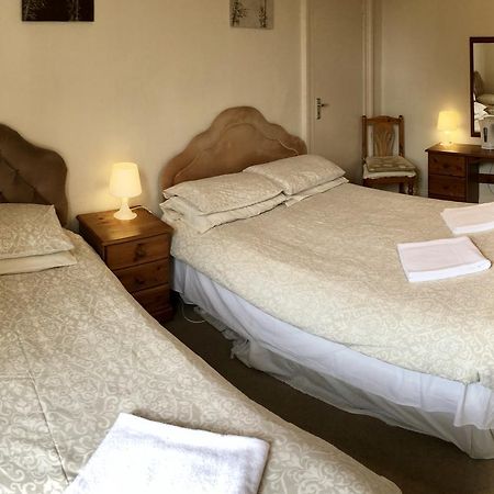 Errolbank Guest House دندي المظهر الخارجي الصورة