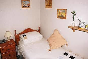 Errolbank Guest House دندي المظهر الخارجي الصورة
